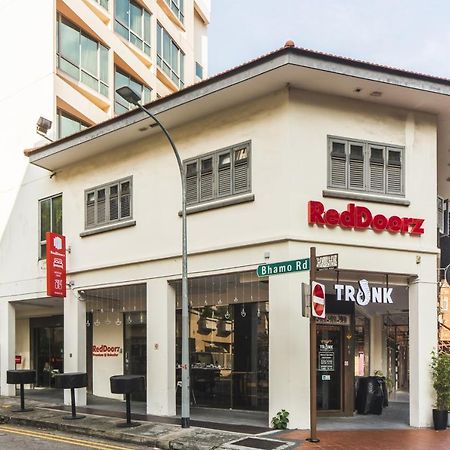 Reddoorz Premium @ Balestier Hotel Сингапур Екстериор снимка