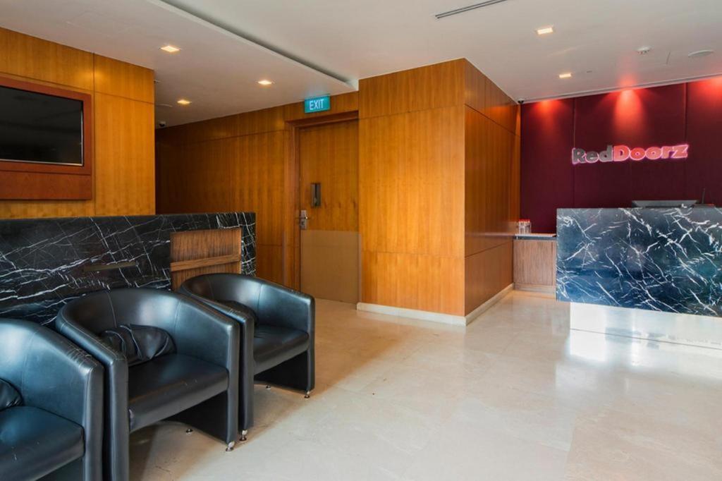 Reddoorz Premium @ Balestier Hotel Сингапур Екстериор снимка