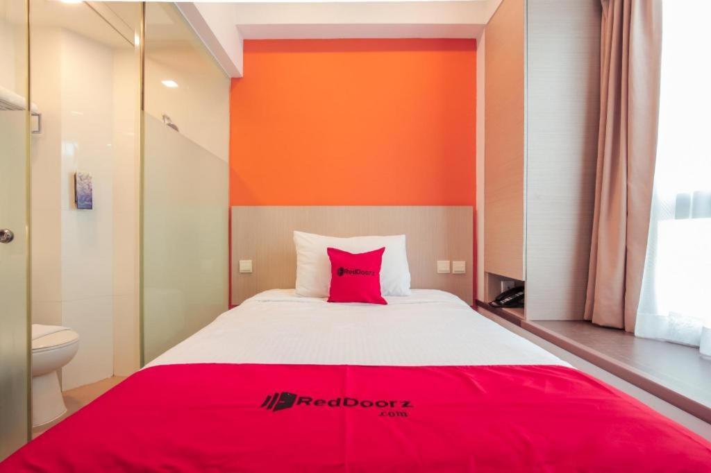Reddoorz Premium @ Balestier Hotel Сингапур Екстериор снимка