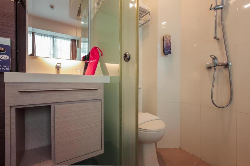 Reddoorz Premium @ Balestier Hotel Сингапур Екстериор снимка
